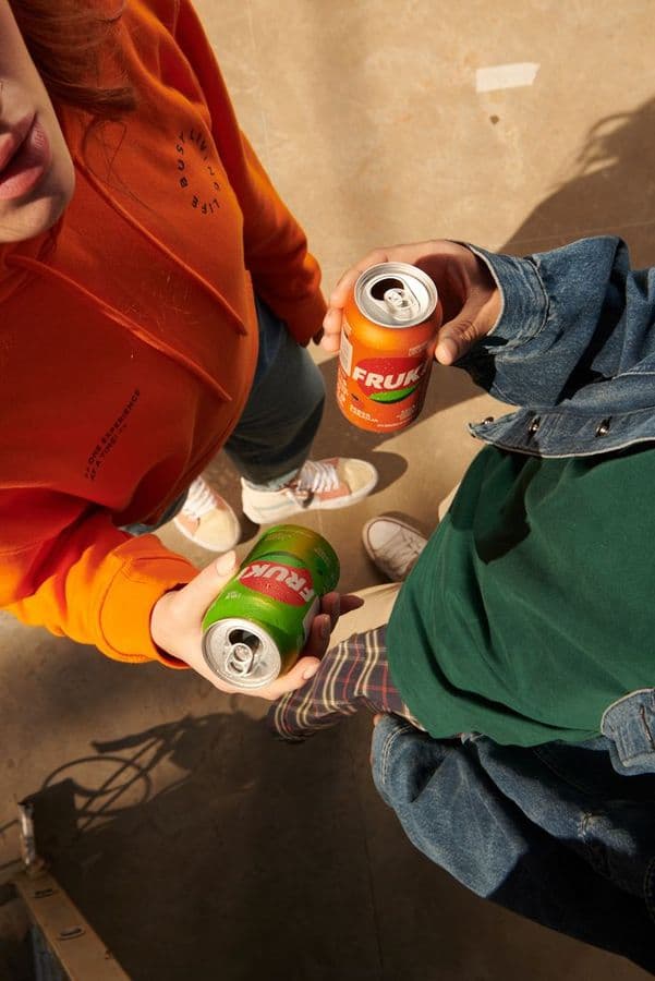 @den_skates with Peach Oolong